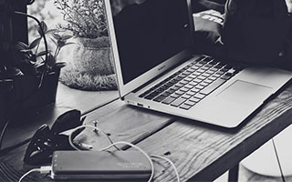 可靠的配资平台:买股票到哪里开户-中俄朝三国领导人将在北京会晤？外交部回应